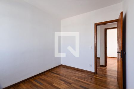 Quarto 1 de apartamento para alugar com 3 quartos, 65m² em Santa Cruz, Belo Horizonte