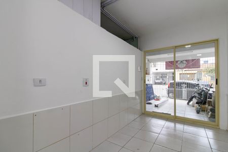 Kitnet de casa para alugar com 0 quarto, 11m² em Vila Barros, Guarulhos