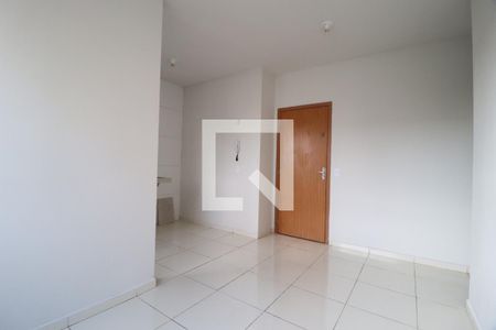 Sala de apartamento para alugar com 2 quartos, 45m² em Laranjeiras, Uberlândia
