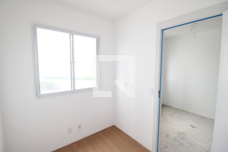 Quarto 1 de apartamento para alugar com 2 quartos, 56m² em Vila Carmosina, São Paulo