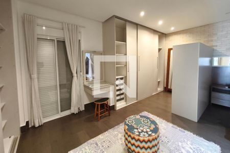 Quarto Suíte de casa de condomínio para alugar com 3 quartos, 300m² em Swiss Park, Campinas