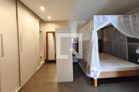 Quarto Suíte de casa de condomínio para alugar com 3 quartos, 300m² em Swiss Park, Campinas