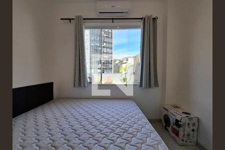 Quarto  de apartamento para alugar com 2 quartos, 100m² em Botafogo, Rio de Janeiro