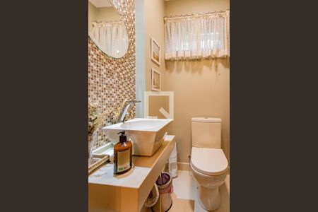 Lavabo de casa para alugar com 3 quartos, 320m² em Vila Brasilio Machado, São Paulo