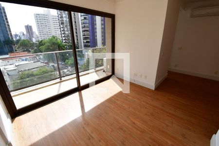 Sala de apartamento para alugar com 1 quarto, 57m² em Cambuí, Campinas