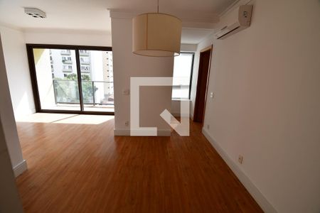 Sala de apartamento para alugar com 1 quarto, 57m² em Cambuí, Campinas