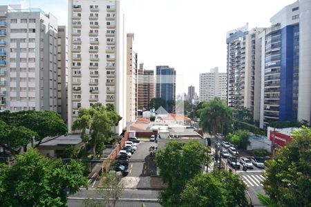 Sala - Vista de apartamento para alugar com 1 quarto, 57m² em Cambuí, Campinas