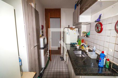 Cozinha e Área de Serviço de apartamento à venda com 2 quartos, 54m² em Cidade Ademar, São Paulo
