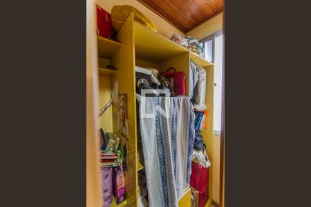 Closet da Suíte 1 de apartamento à venda com 4 quartos, 170m² em Pirajá, Belo Horizonte
