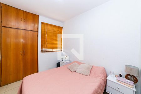 Quarto 1 de apartamento à venda com 2 quartos, 50m² em Colégio Batista, Belo Horizonte