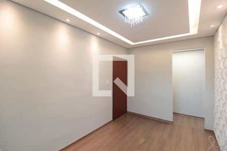 Sala de apartamento para alugar com 3 quartos, 122m² em Santa Terezinha, Belo Horizonte