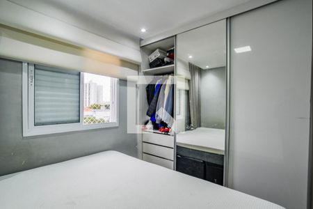 Quarto 2 de apartamento para alugar com 2 quartos, 49m² em Santa Terezinha, Santo André