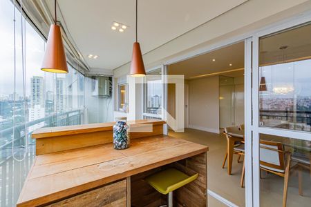 Varanda de apartamento para alugar com 3 quartos, 109m² em Jardim Aeroporto, São Paulo