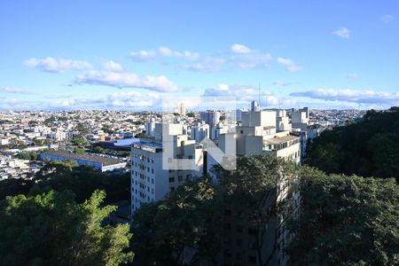 Apartamento para alugar com 2 quartos, 32m² em Parque Munhoz, São Paulo
