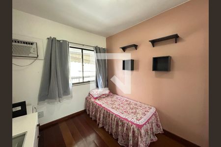 Quarto 1 de apartamento à venda com 2 quartos, 126m² em Vila Valqueire, Rio de Janeiro