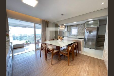 Sala de apartamento à venda com 3 quartos, 139m² em Jardim Arpoador, São Paulo