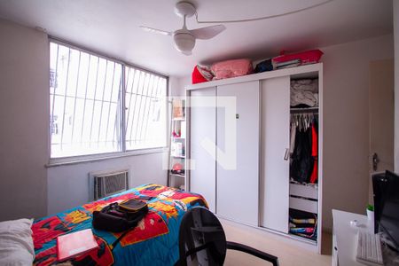 Quarto 1 de apartamento para alugar com 2 quartos, 90m² em Ze Garoto, São Gonçalo