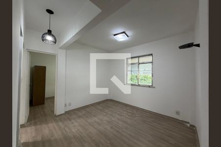 Sala de apartamento para alugar com 2 quartos, 60m² em Jacarepaguá, Rio de Janeiro
