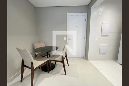 Sala de apartamento para alugar com 1 quarto, 45m² em Vila Sonia, São Paulo