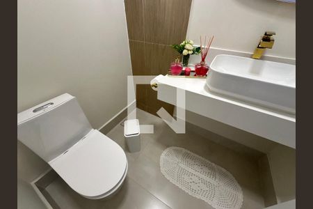Lavabo de casa de condomínio à venda com 3 quartos, 196m² em Sítio do Rosário, Barueri