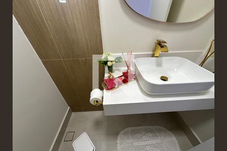 Lavabo de casa de condomínio à venda com 3 quartos, 196m² em Sítio do Rosário, Barueri