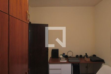 Quarto 1 de apartamento à venda com 3 quartos, 65m² em Heliópolis, Belo Horizonte