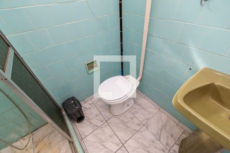 Banheiro de casa para alugar com 1 quarto, 45m² em Vaz Lobo, Rio de Janeiro