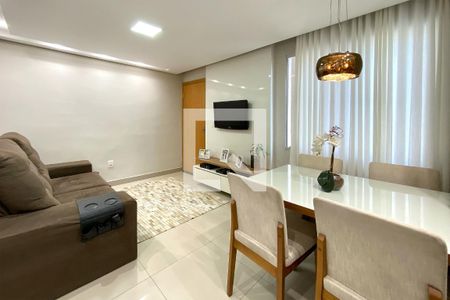 Apartamento à venda com 2 quartos, 55m² em Manacás, Belo Horizonte