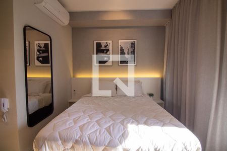 Sala / Quarto - Studio de kitnet/studio para alugar com 1 quarto, 27m² em Campo Belo, São Paulo