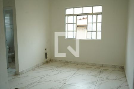 Sala de casa para alugar com 2 quartos, 95m² em Chácara Califórnia, São Paulo