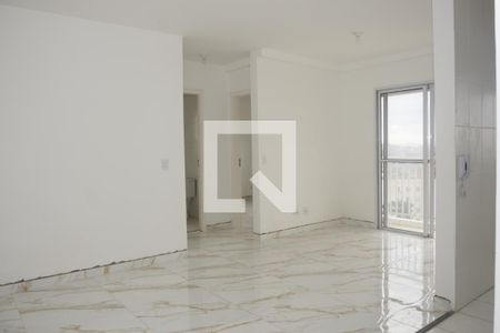 Sala de apartamento para alugar com 2 quartos, 54m² em Jardim Vitória, Embu das Artes