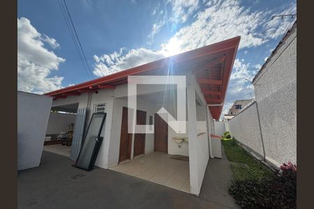 Lavanderia de casa à venda com 3 quartos, 155m² em Jardim Atlantico, Goiânia