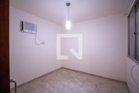Quarto 2 de casa de condomínio para alugar com 2 quartos, 49m² em Colubandê, São Gonçalo
