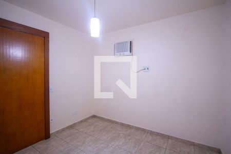 Quarto 2 de casa de condomínio para alugar com 2 quartos, 49m² em Colubandê, São Gonçalo