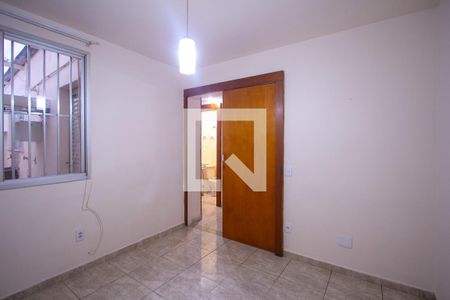 Quarto 2 de casa de condomínio para alugar com 2 quartos, 49m² em Colubandê, São Gonçalo