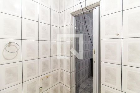 Banheiro de casa para alugar com 1 quarto, 35m² em Vila Santa Ines, São Paulo