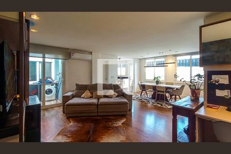 Sala  de casa para alugar com 3 quartos, 170m² em Tristeza, Porto Alegre