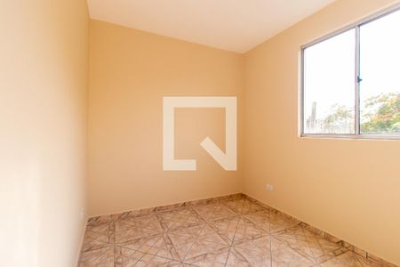 Quarto 2 de apartamento para alugar com 2 quartos, 44m² em Tatuquara, Curitiba