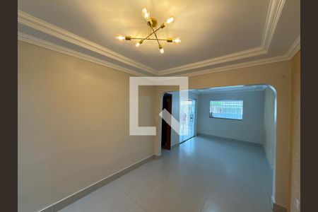 Casa à venda com 1 quarto, 60m² em Qr 405, Brasília