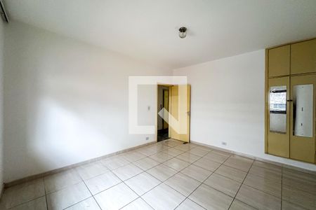 Quarto 1 de casa para alugar com 3 quartos, 120m² em Brás, São Paulo