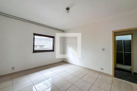 Quarto 1 de casa para alugar com 3 quartos, 120m² em Brás, São Paulo