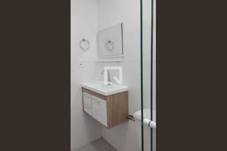 Banheiro  de casa para alugar com 1 quarto, 60m² em Jardim Adriana, Guarulhos