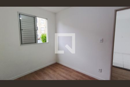 Quarto 2 de apartamento para alugar com 2 quartos, 54m² em Parque Residencial Casa Branca, Suzano
