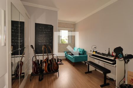 Quarto 2 de casa à venda com 4 quartos, 165m² em Vila Cecilia Maria, Santo André