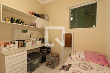 Quarto 1 de casa à venda com 4 quartos, 165m² em Vila Cecilia Maria, Santo André