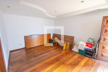 Casa para alugar com 7 quartos, 567m² em Candelária, Belo Horizonte