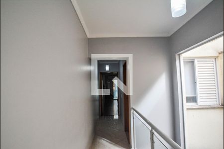 Corredor de casa à venda com 3 quartos, 112m² em Vila Curuçá, Santo André