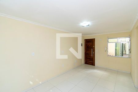 Sala de apartamento para alugar com 2 quartos, 30m² em Ramos, Rio de Janeiro