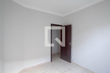 Quarto 2 de casa à venda com 3 quartos, 180m² em Santa Monica, Belo Horizonte