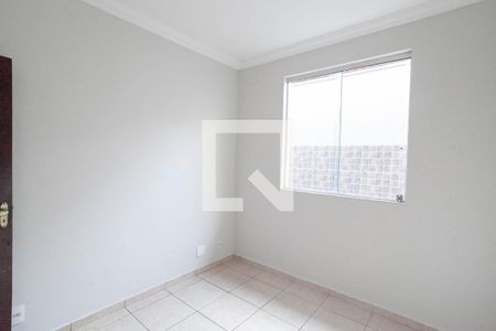 Quarto 2 de casa à venda com 3 quartos, 180m² em Santa Monica, Belo Horizonte